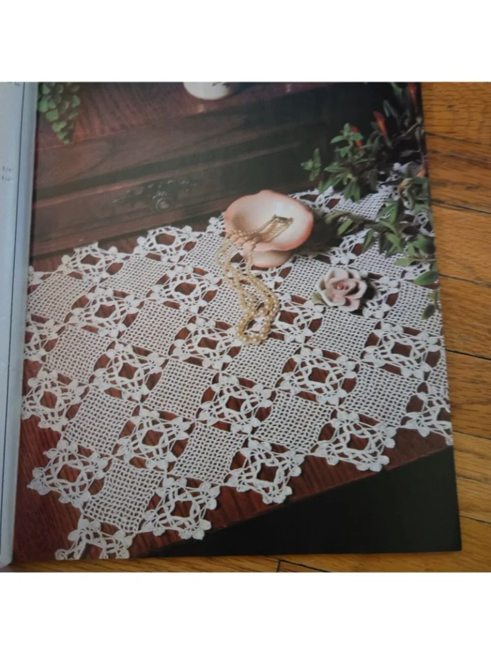 Magic Crochet Magazine - August 1988 - No 55  -Preowned, Good Cond